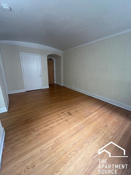 Building Photo - 532 W Arlington Pl