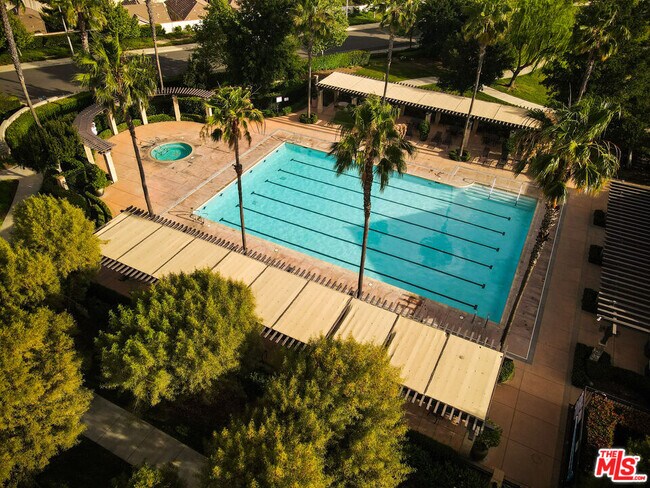 Building Photo - 24130 Tango Dr