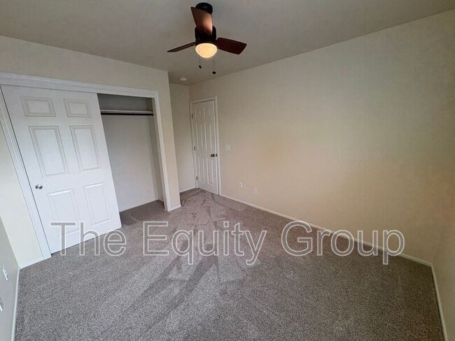 Building Photo - 1155 Meadow Ave