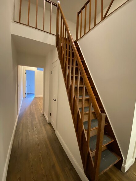 COMMON AREA - 429 E 80th St