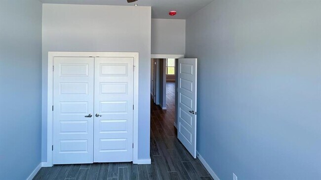 Building Photo - 416 Remington Ave