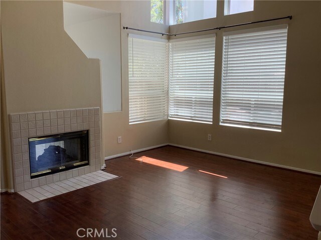 Building Photo - 932 S Lone Pine Ln