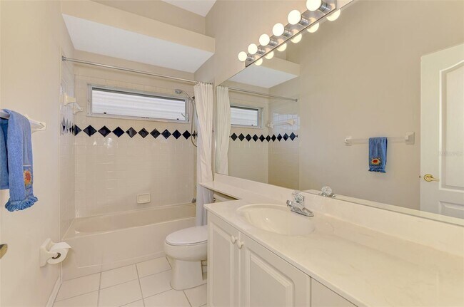 Building Photo - 4957 Sabal Lake Cir