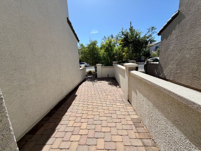 Building Photo - Great 3 bedroom in Cadence