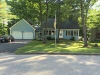Building Photo - 15 Gallen Dr