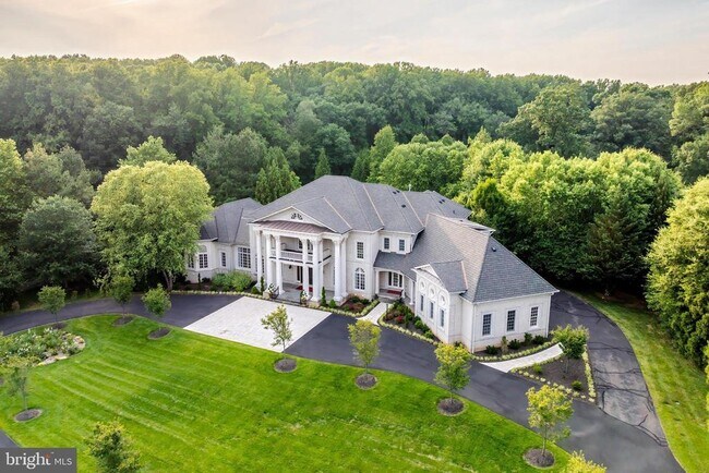Building Photo - 860 Nicholas Run Dr