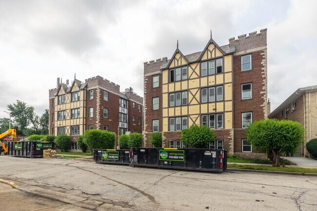 Building Photo - 8001 Edgewater Rd