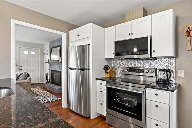 Building Photo - 3 Paul Ave