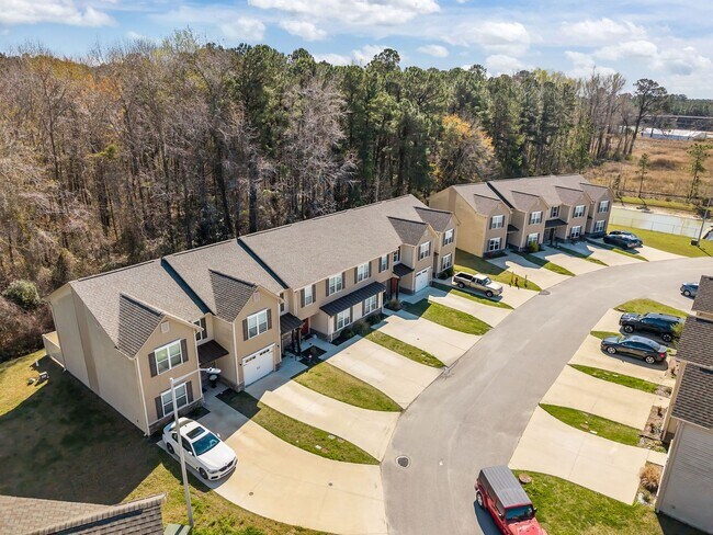 Building Photo - Welcome to Boyington Place!