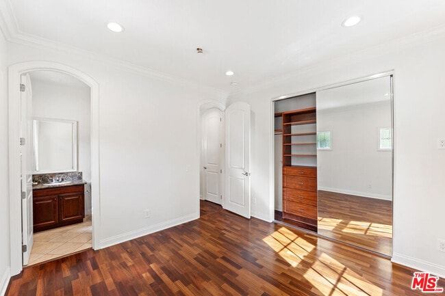 Building Photo - 1952 Hazel Nut Ct