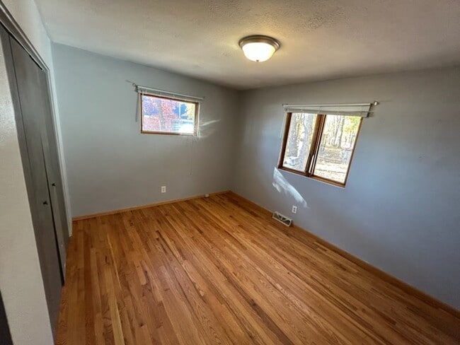 Building Photo - 52153 Clover Trail