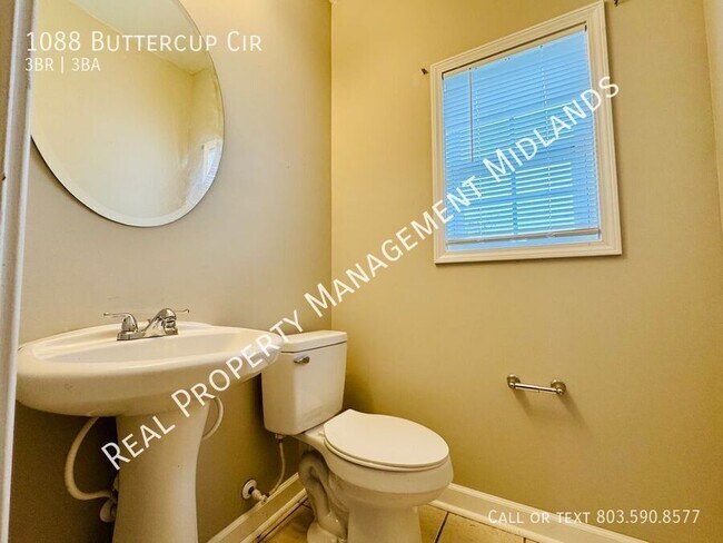 Building Photo - 1088 Butter Cup Cir