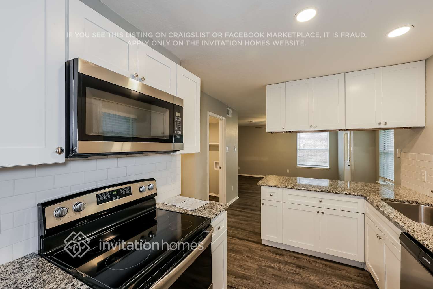 Building Photo - 609 Nightshade Dr