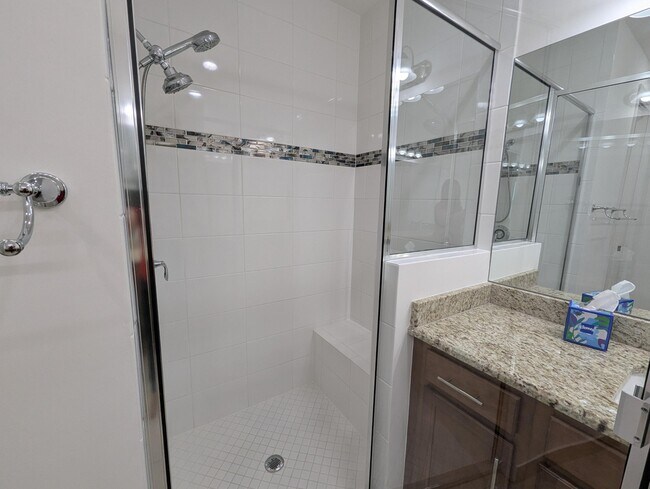 Building Photo - 13541 SW Oceanus Blvd