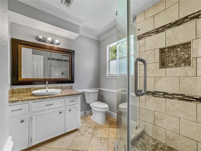 Building Photo - 8214 Roebourne Ln