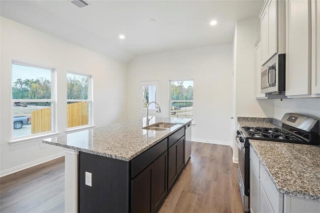 Building Photo - 11703 Eclipse Dr