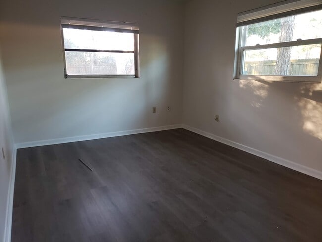 Building Photo - 3824 Duplex A