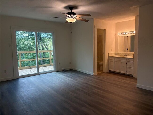 Building Photo - 11913 Rennalee Loop