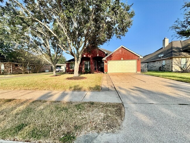 Building Photo - 2604 Hidden Creek Dr