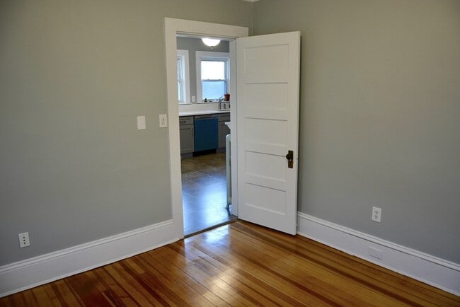 Building Photo - 27 Emmons St