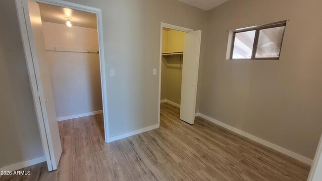Building Photo - 464 Nelson Dr