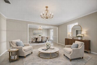 Building Photo - 16121 Singapore Ln