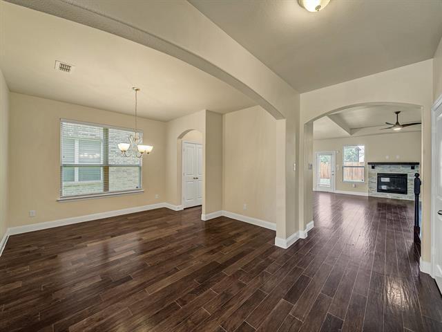 Building Photo - 3448 Canyon Lake Dr