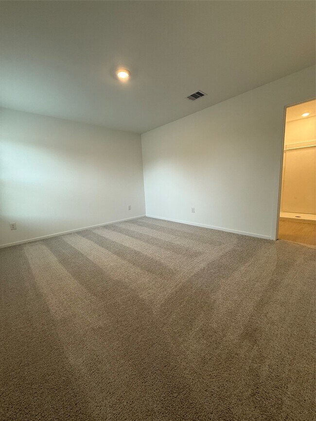 Building Photo - 18753 Loom dr