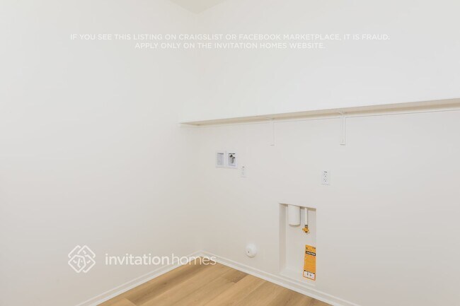 Building Photo - 25172 Bronzite Wy