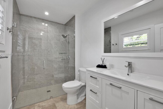 Building Photo - 6140 SW 90th St