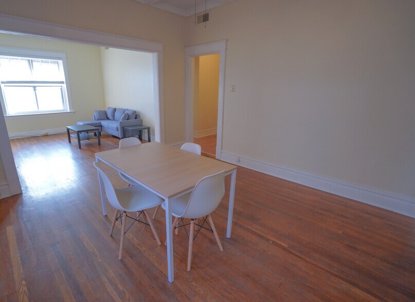 Building Photo - 6011 Waterman Blvd