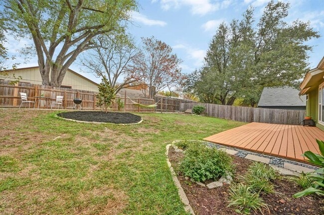 Building Photo - 7811 Finch Trail