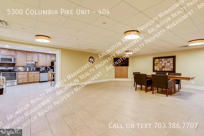 Building Photo - 5300 Columbia Pike