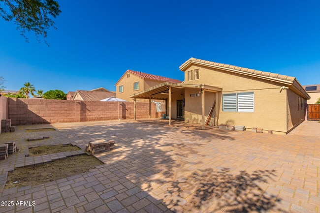 Building Photo - 4410 N 124th Ave