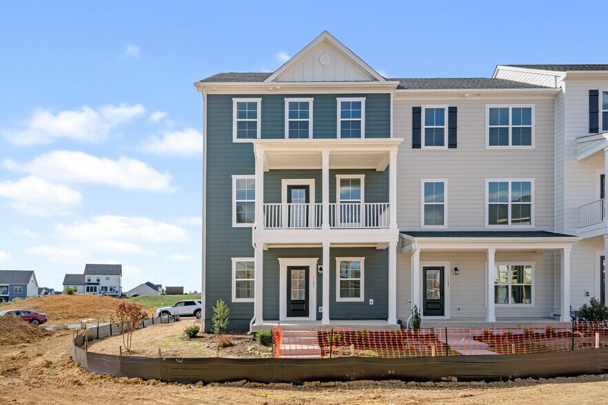 Building Photo - 1101 Balsam Ln