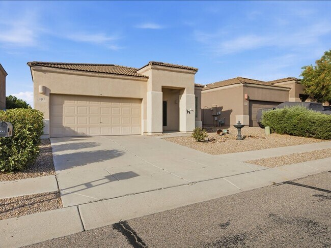 Building Photo - 601 E Pima Meadows Dr