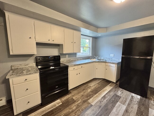 Building Photo - 1491-1493 Harvey St