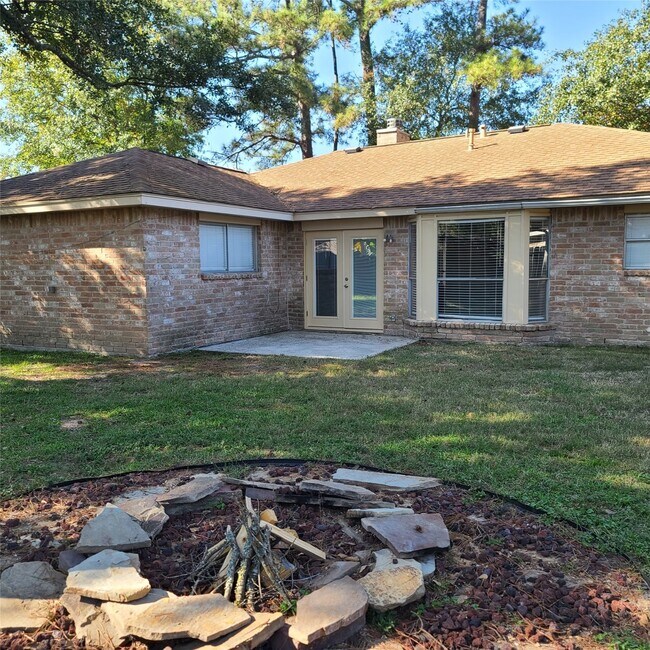 Building Photo - 3811 Nutwood Ln