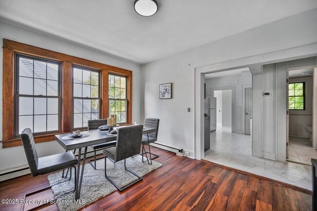 Building Photo - 309 Park Ave