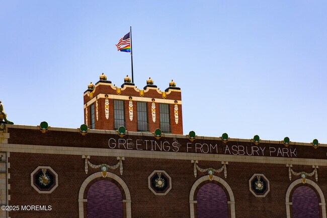 Building Photo - 1706 Park Ave