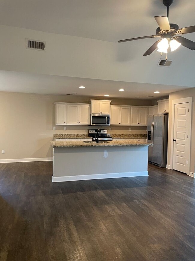 Building Photo - 3383 Oodie Ln