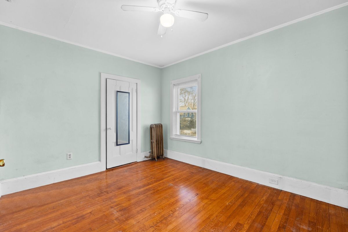 Building Photo - 149 Clifton Ave
