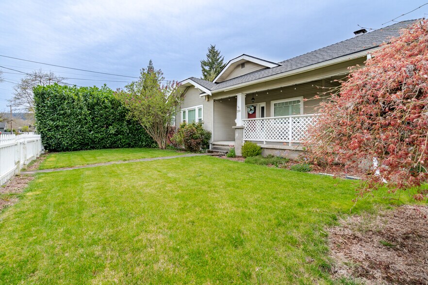 Building Photo - 200 W Arlington St