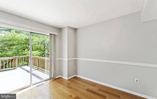 Building Photo - 8746 Ruppert Ct