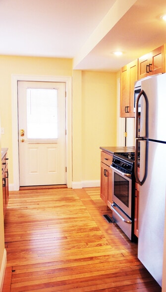 Building Photo - 40 Blodgett St