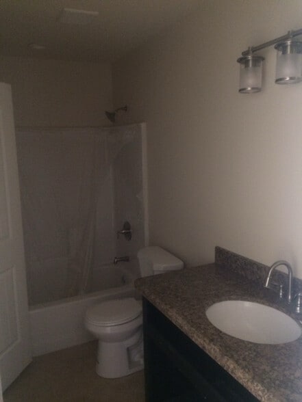 Building Photo - 417 Arroyo Vista Ct