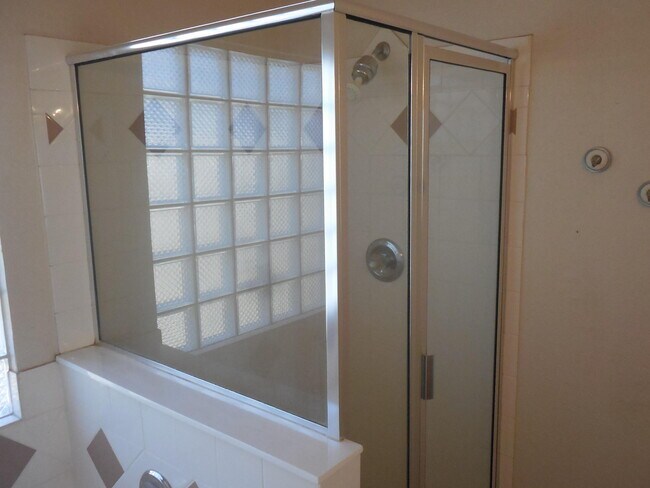 Building Photo - 11232 Whitey Ford St