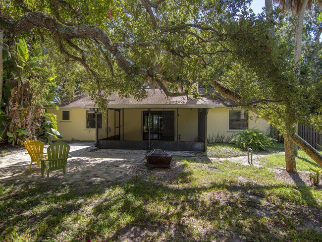 Building Photo - 915 Marigold Ln
