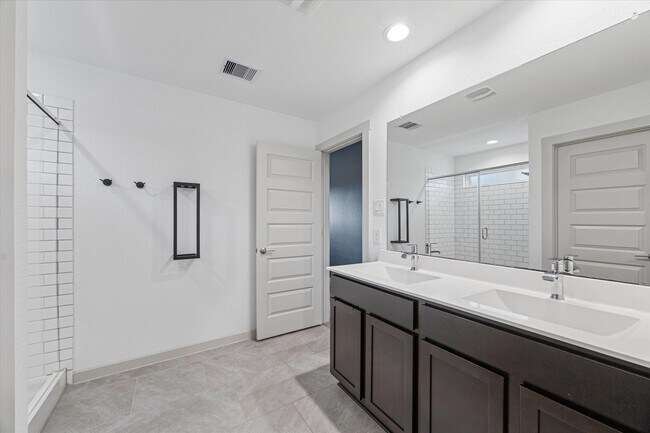 Building Photo - 3814 Sparkman Ln