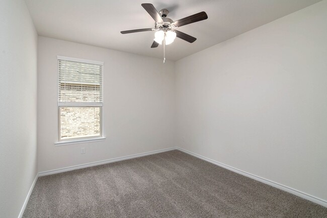 Building Photo - GORGEOUS 4 BEDROOM HOME LOCATED IN ANNA, TEXAS!